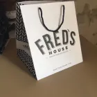 La imagen 3 de la Empresa BOLSAS DE PAPEL Venta de Ropa y Accesorios en Mérida YUC
