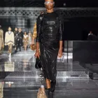 La imagen 24 de la Empresa BURBERRY Venta de Ropa y Accesorios en Ciudad De México CMX