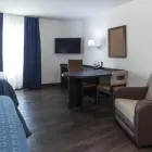 La imagen 21 de la Empresa CANDLEWOOD SUITES QUERETARO JURIQUILLA Transportes y Turismo en Queretaro QUE