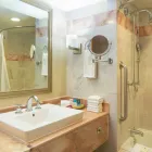 La imagen 8 de la Empresa CROWNE PLAZA MONTERREY Transportes y Turismo en Monterrey NLE