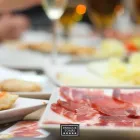 La imagen 24 de la Empresa ENRIQUE TOMÁS JAMON-TAPAS-VINO Restaurantes de tapas en Santiago De Querétaro QUE