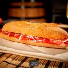 La imagen 44 de la Empresa ENRIQUE TOMÁS JAMON-TAPAS-VINO Restaurantes de tapas en Santiago De Querétaro QUE