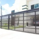 La imagen 4 de la Empresa GLOBAL DOORS MERIDA Puertas y Ventanas en Mérida YUC