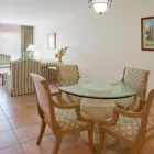 La imagen 13 de la Empresa HOLIDAY INN CD. DEL CARMEN Transportes y Turismo en Ciudad Del Carmen CAM