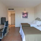 La imagen 60 de la Empresa HOLIDAY INN CD. DEL CARMEN Transportes y Turismo en Ciudad Del Carmen CAM