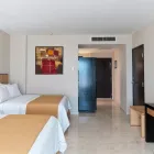 La imagen 53 de la Empresa HOLIDAY INN EXPRESS CD. DEL CARMEN Transportes y Turismo en Ciudad Del Carmen CAM