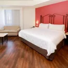 La imagen 23 de la Empresa HOLIDAY INN & SUITES GUADALAJARA CENTRO HISTORICO Transportes y Turismo en Guadalajara JAL