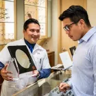 La imagen 7 de la Empresa ÓPTICAS LUX LA GRAN PLAZA MÉRIDA Salud y Medicina en Mérida YUC
