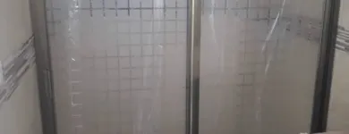 La imagen 1 de la Empresa ALUCOMSA PUERTAS Y VENTANAS DE ALUMINIO Servicios Profesionales y de Negocios en Xalapa Enríquez VER