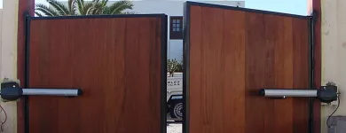 La imagen 4 de la Empresa CONNER ALUMINIO Sistemas de control automático en Ciudad De México CMX