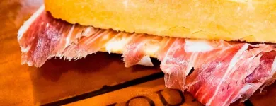 La imagen 47 de la Empresa ENRIQUE TOMÁS JAMON-TAPAS-VINO Restaurantes de tapas en Santiago De Querétaro QUE