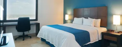La imagen 15 de la Empresa HOLIDAY INN EXPRESS MERIDA Transportes y Turismo en Mérida YUC