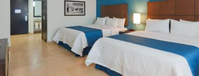 La imagen 16 de la Empresa HOLIDAY INN EXPRESS MERIDA Transportes y Turismo en Mérida YUC
