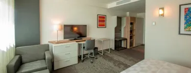 La imagen 5 de la Empresa HOLIDAY INN & SUITES MERIDA LA ISLA Transportes y Turismo en Mérida YUC