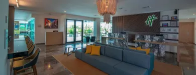 La imagen 10 de la Empresa HOLIDAY INN & SUITES MERIDA LA ISLA Transportes y Turismo en Mérida YUC