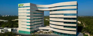 La imagen 12 de la Empresa HOLIDAY INN & SUITES MERIDA LA ISLA Transportes y Turismo en Mérida YUC