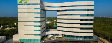 La imagen 20 de la Empresa HOLIDAY INN & SUITES MERIDA LA ISLA Transportes y Turismo en Mérida YUC