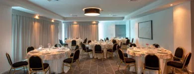 La imagen 21 de la Empresa HOLIDAY INN & SUITES MERIDA LA ISLA Transportes y Turismo en Mérida YUC