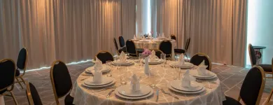 La imagen 33 de la Empresa HOLIDAY INN & SUITES MERIDA LA ISLA Transportes y Turismo en Mérida YUC