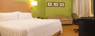La imagen 38 de la Empresa HOLIDAY INN TIJUANA ZONA RIO Transportes y Turismo en Tijuana BCN