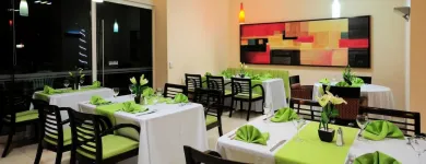 La imagen 4 de la Empresa HOLIDAY INN URUAPAN Transportes y Turismo en Uruapan MIC