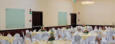 La imagen 38 de la Empresa HOLIDAY INN URUAPAN Transportes y Turismo en Uruapan MIC
