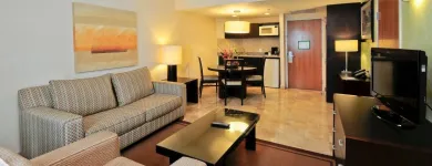 La imagen 68 de la Empresa HOLIDAY INN URUAPAN Transportes y Turismo en Uruapan MIC
