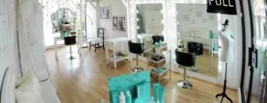 La imagen 8 de la Empresa MAKEUP VALLARTA Productos y Servicios de Cuidado Personal en Puerto Vallarta JAL