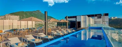 La imagen 2 de la Empresa RADISSON HOTEL MONTERREY SAN JERONIMO Transportes y Turismo en Monterrey NLE