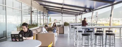 La imagen 2 de la Empresa WEWORK OFICINAS AMUEBLADAS & COWORKING AV. EUGENIO GARZA SADA 1892 Servicios Profesionales y de Negocios en Monterrey NLE