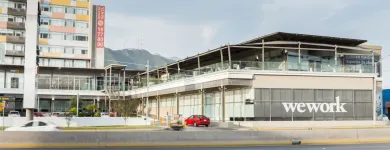 La imagen 7 de la Empresa WEWORK OFICINAS AMUEBLADAS & COWORKING AV. EUGENIO GARZA SADA 1892 Servicios Profesionales y de Negocios en Monterrey NLE