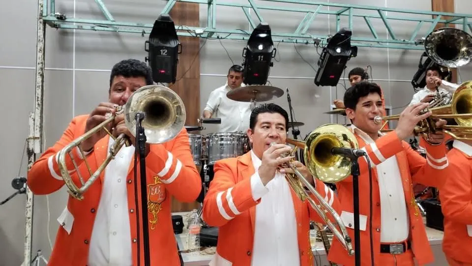 La imagen 3 de la Empresa BANDA LOYHER'S